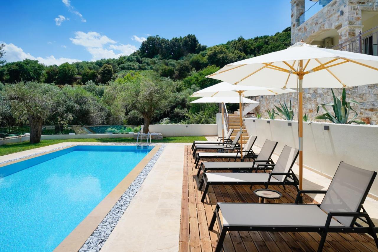 Mon Avis Boutique Hotel Криси Амудия Екстериор снимка