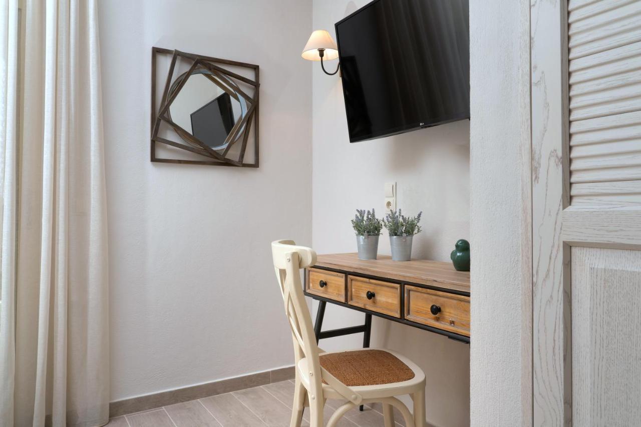 Mon Avis Boutique Hotel Криси Амудия Екстериор снимка