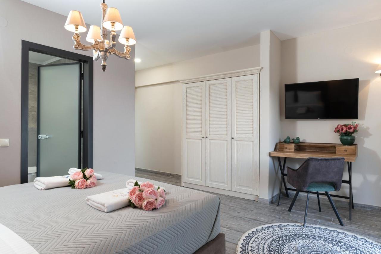 Mon Avis Boutique Hotel Криси Амудия Екстериор снимка